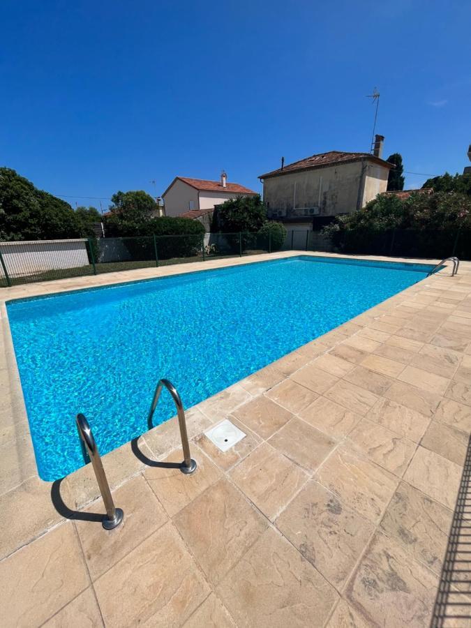 Grand Studio Proche Plage Антиб Экстерьер фото
